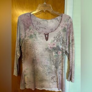 Pink grey 3/4 length sleeve top.